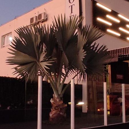 Vespasiano Hotel Telêmaco Borba 外观 照片